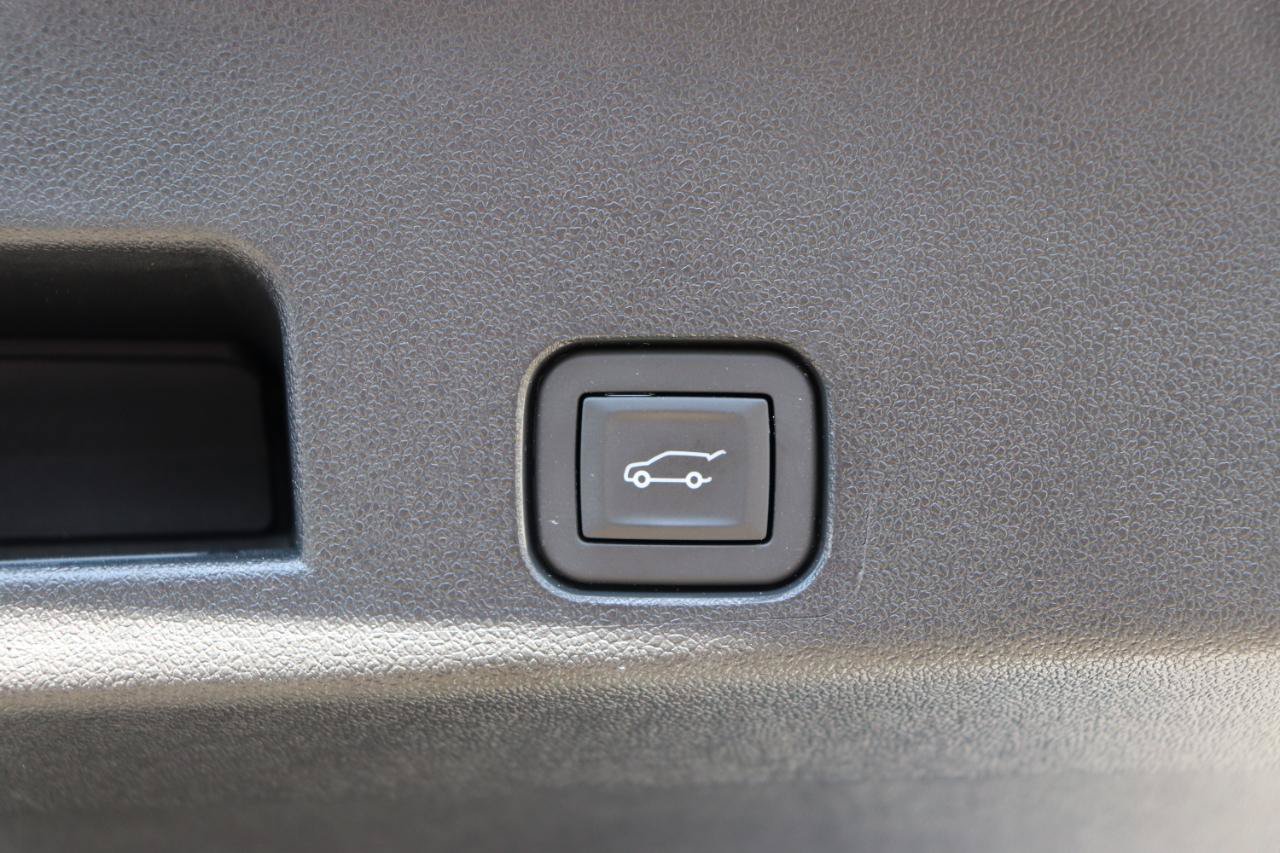 Used 2026 Chevrolet Traverse LT AWD/4WD image 59