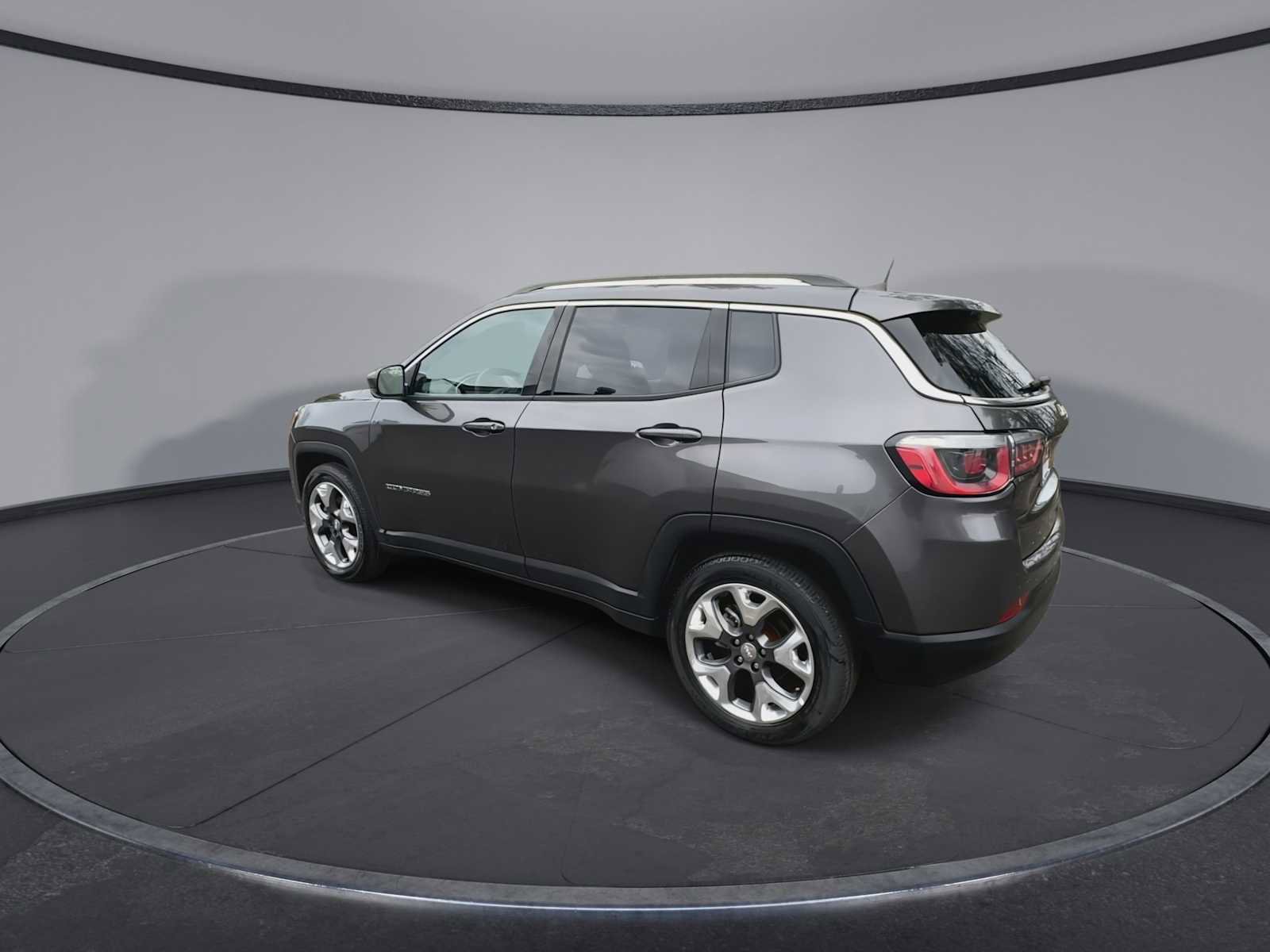 Used 2019 Jeep Compass Limited image 6