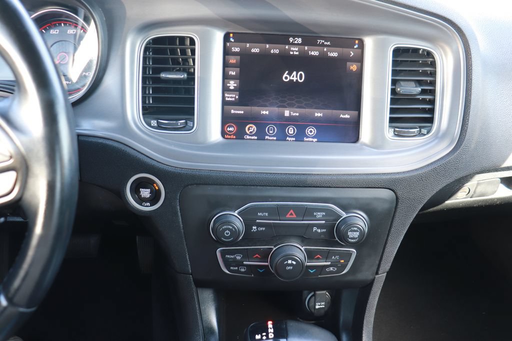 Used 2023 Dodge Charger SXT RWD image 15