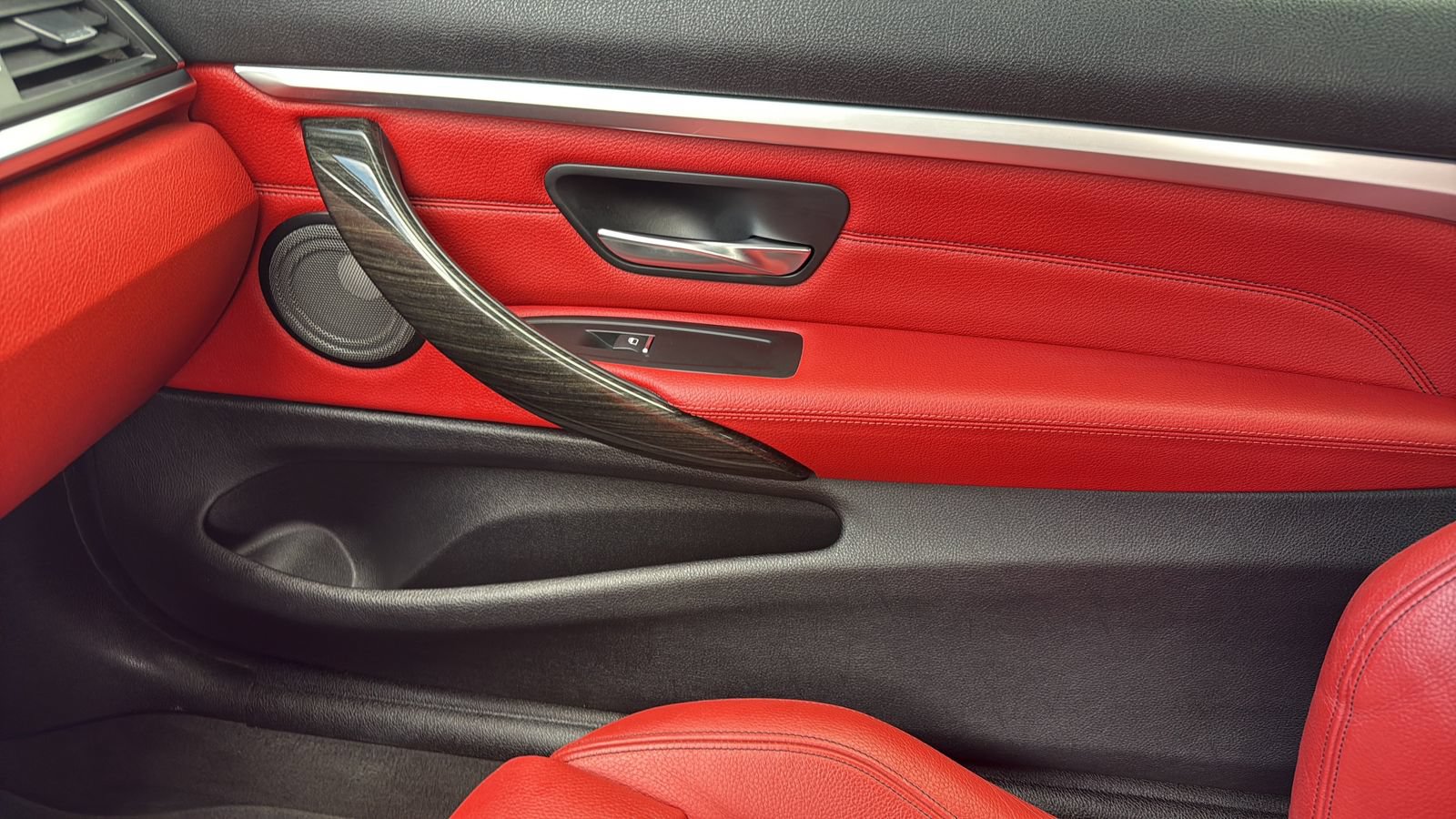 Used 2019 BMW 440i Coupe w/ M Sport Package RWD image 24