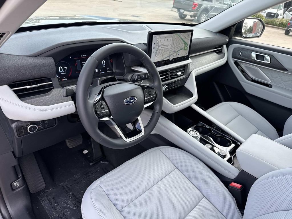 New 2026 Ford Explorer Platinum w/ LUX Leather Package image 8