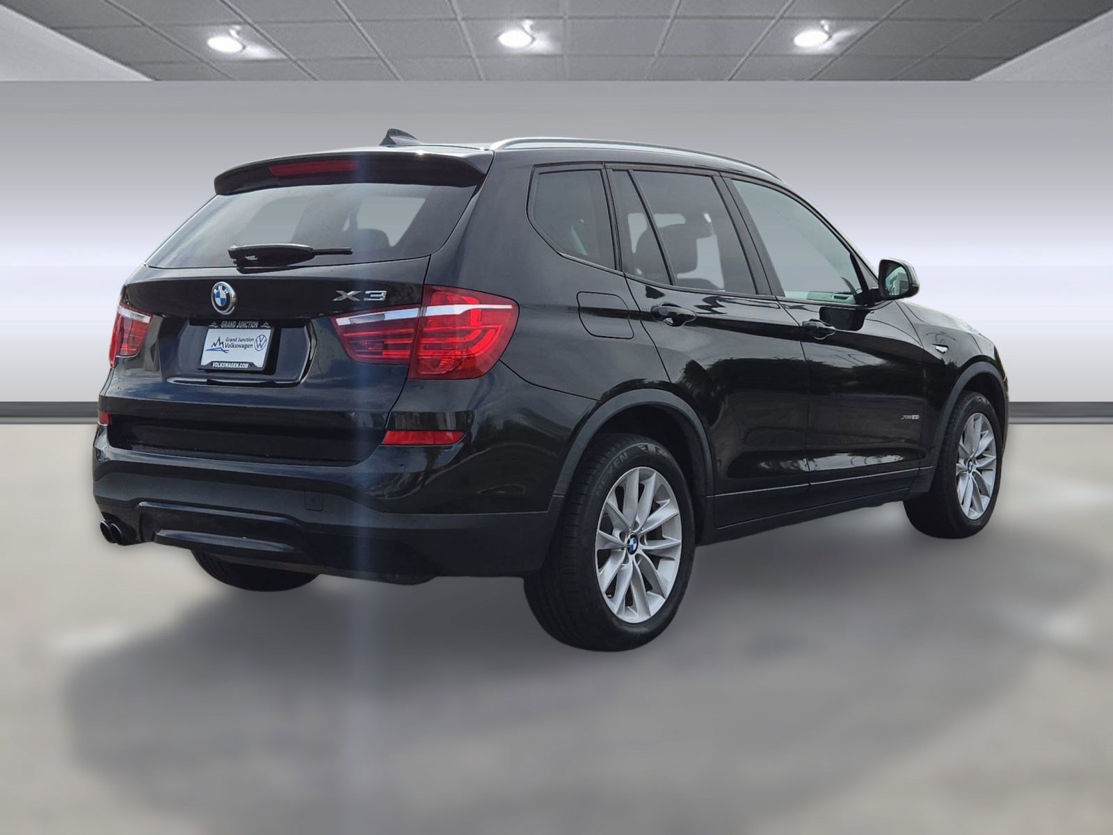 Used 2017 BMW X3 xDrive28i image 8