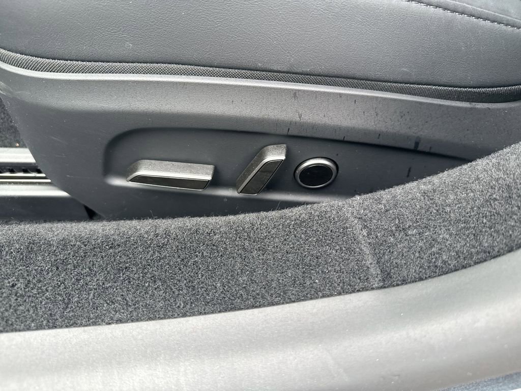 Used 2025 Tesla Model 3 Long Range image 14