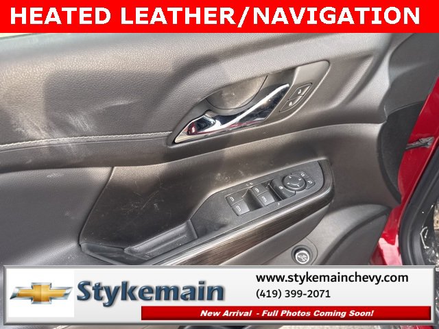 Used 2023 GMC Acadia SLT image 23