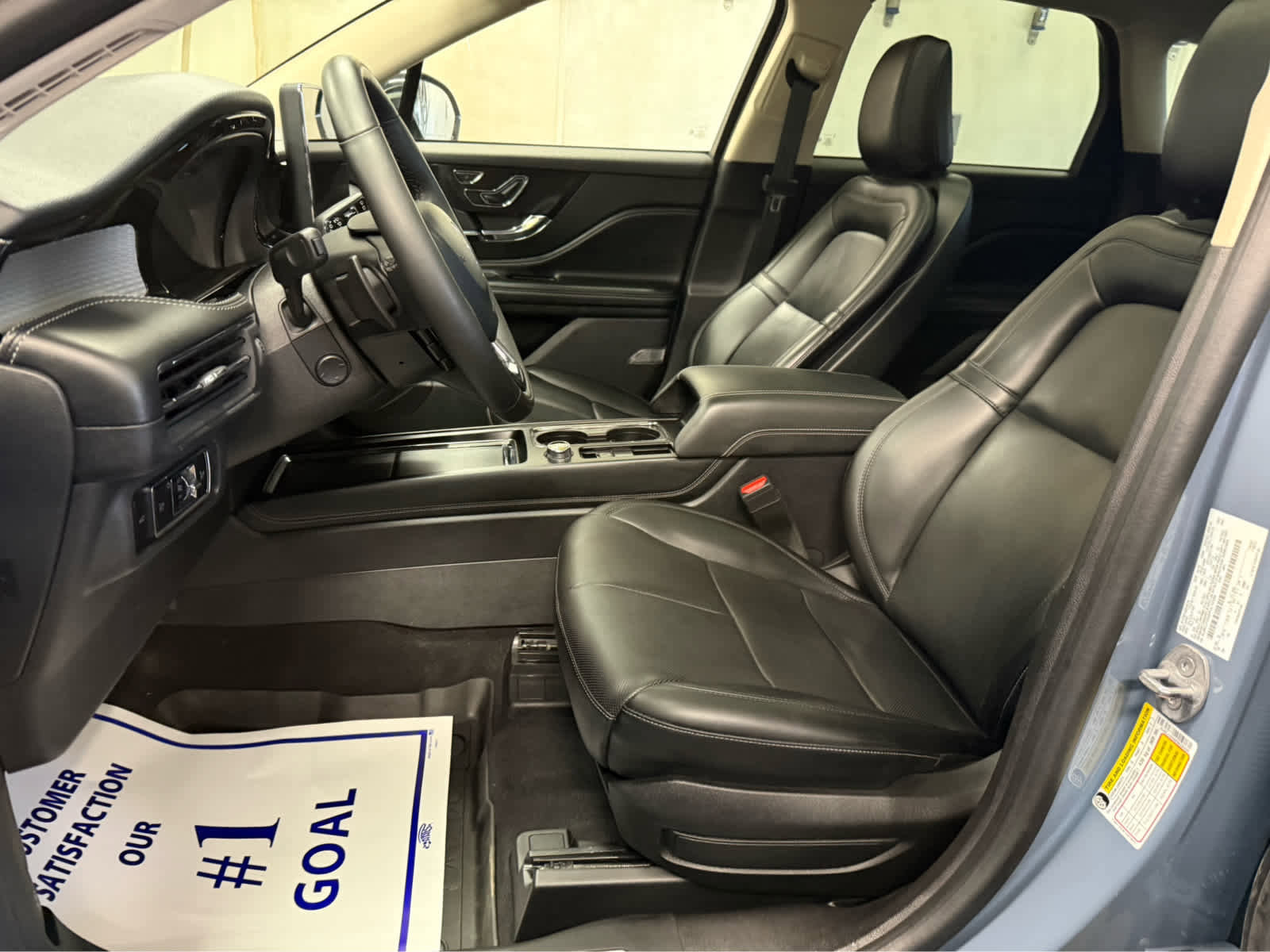 Used 2023 Lincoln Corsair AWD w/ Equipment Group 101A image 25