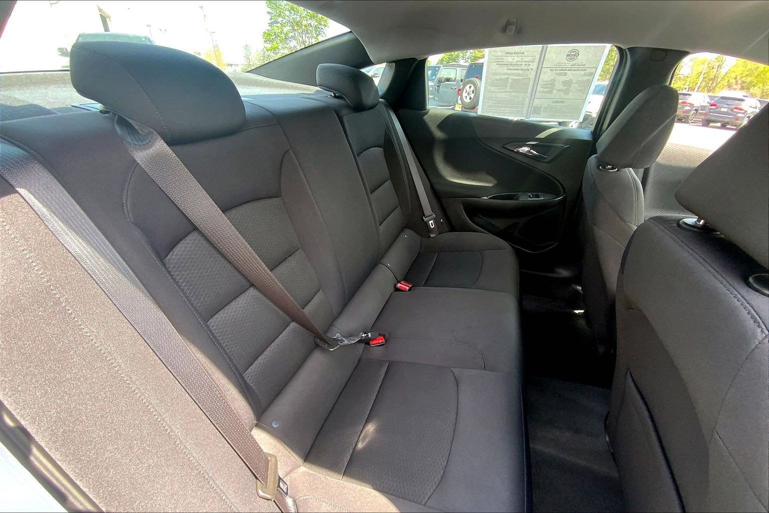 Used 2023 Chevrolet Malibu LS FWD image 18