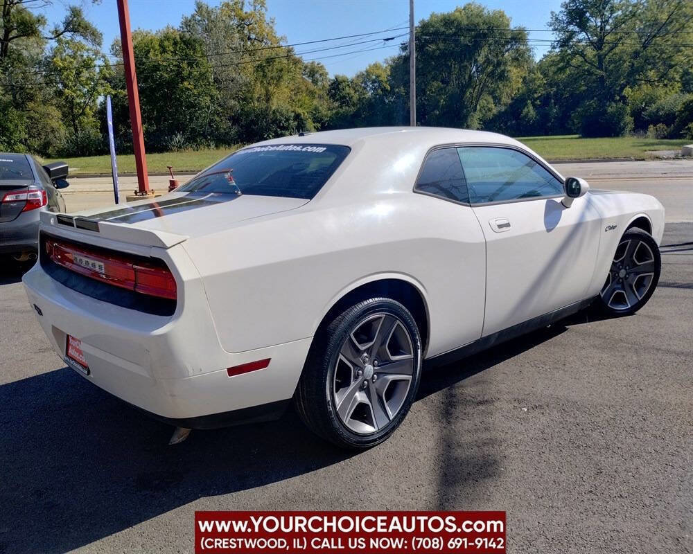 Used 2010 Dodge Challenger SE image 5