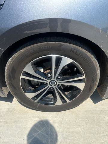 Used 2020 Nissan Sentra SV FWD image 2
