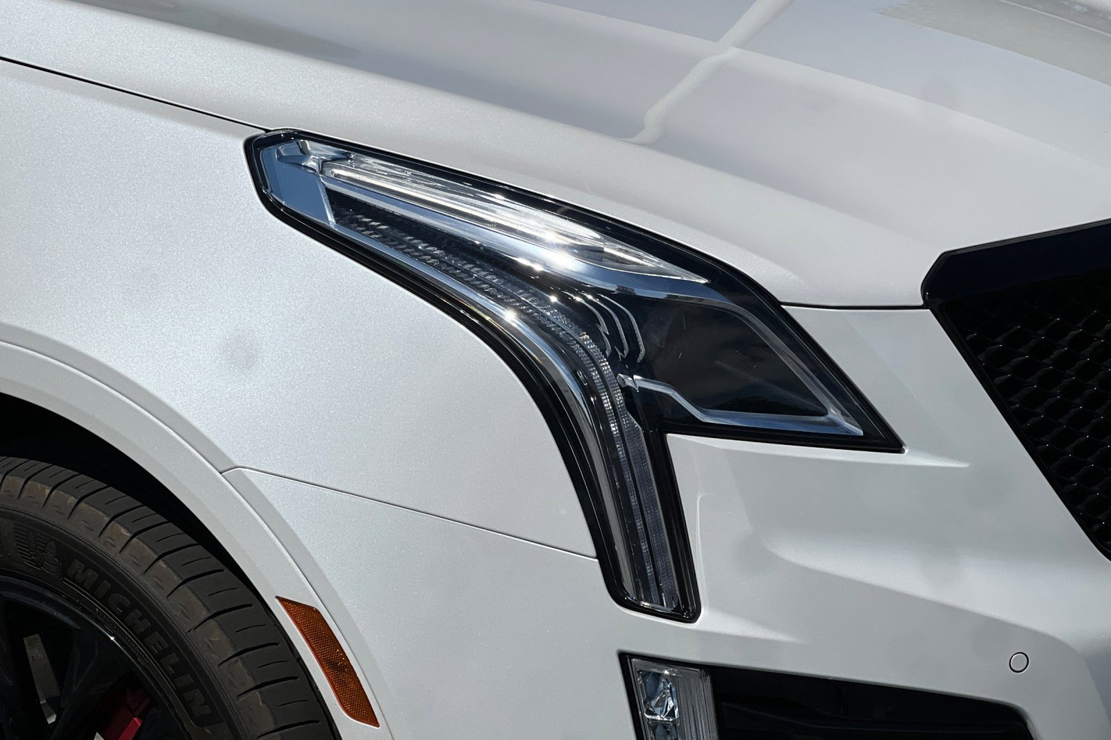 Used 2022 Cadillac XT5 Sportv w/ LPO, ONYX Package image 47