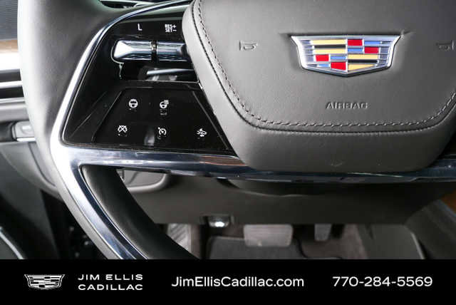 Used 2026 Cadillac Escalade ESV Platinum Sport AWD/4WD image 10