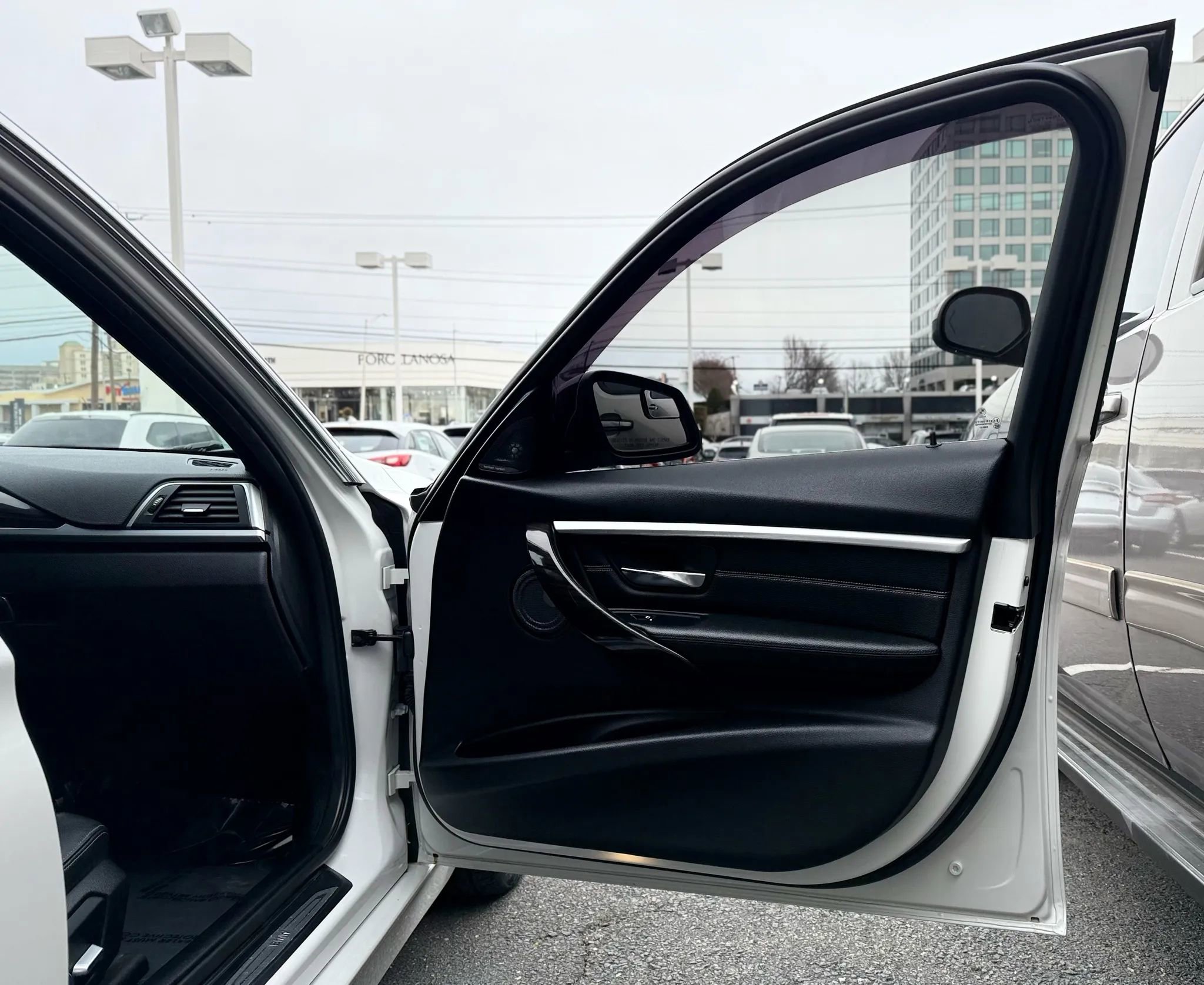 Used 2016 BMW 328d xDrive Sedan image 36