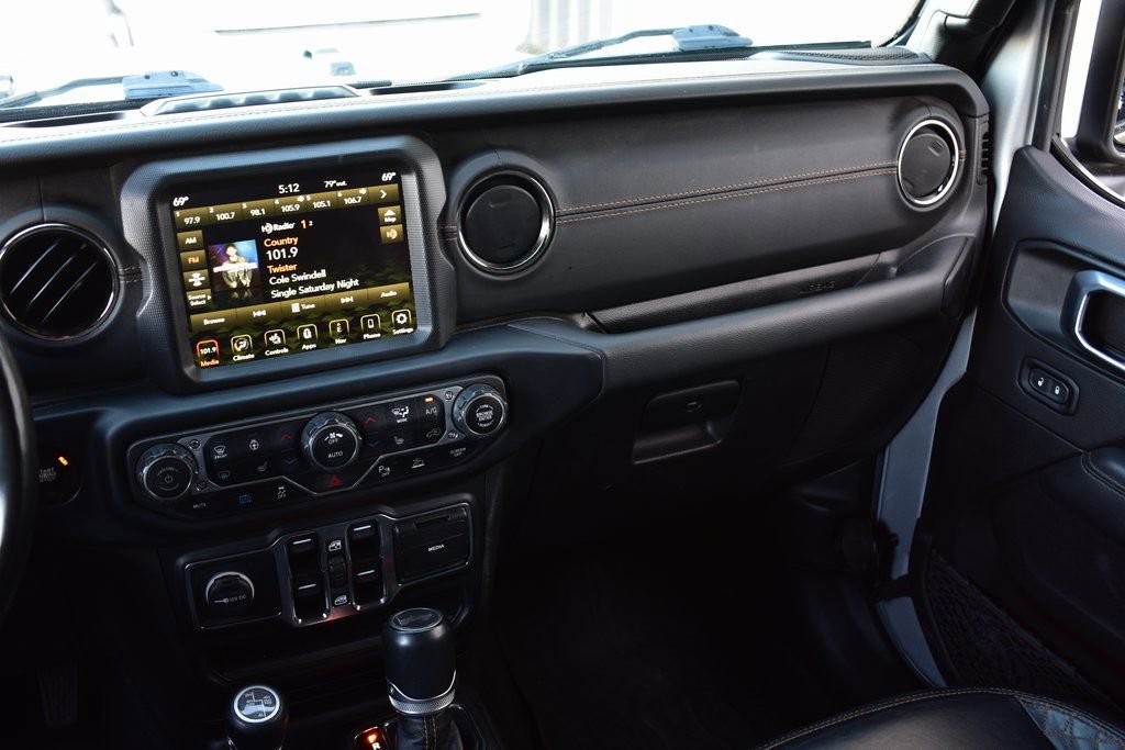 Used 2022 Jeep Wrangler Unlimited Sahara image 33