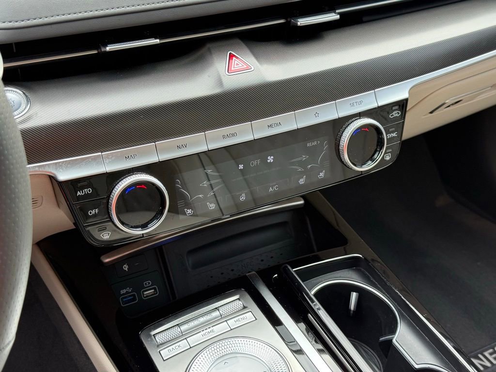 Used 2022 Genesis G80 3.5T Sport image 40