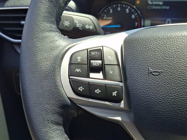 Certified 2022 Ford Explorer XLT w/ Equipment Group 202A AWD/4WD image 20