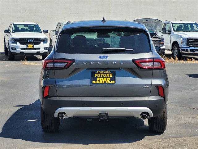 New 2025 Ford Escape SE w/ PHEV Premium Package image 5