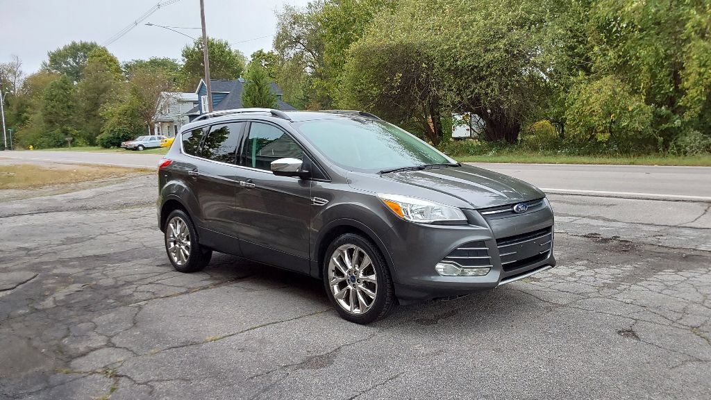 Used 2015 Ford Escape SE w/ SE Chrome Package AWD/4WD image 2