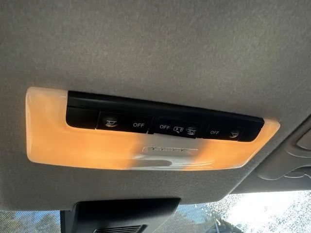 Used 2024 Nissan Kicks S FWD image 39