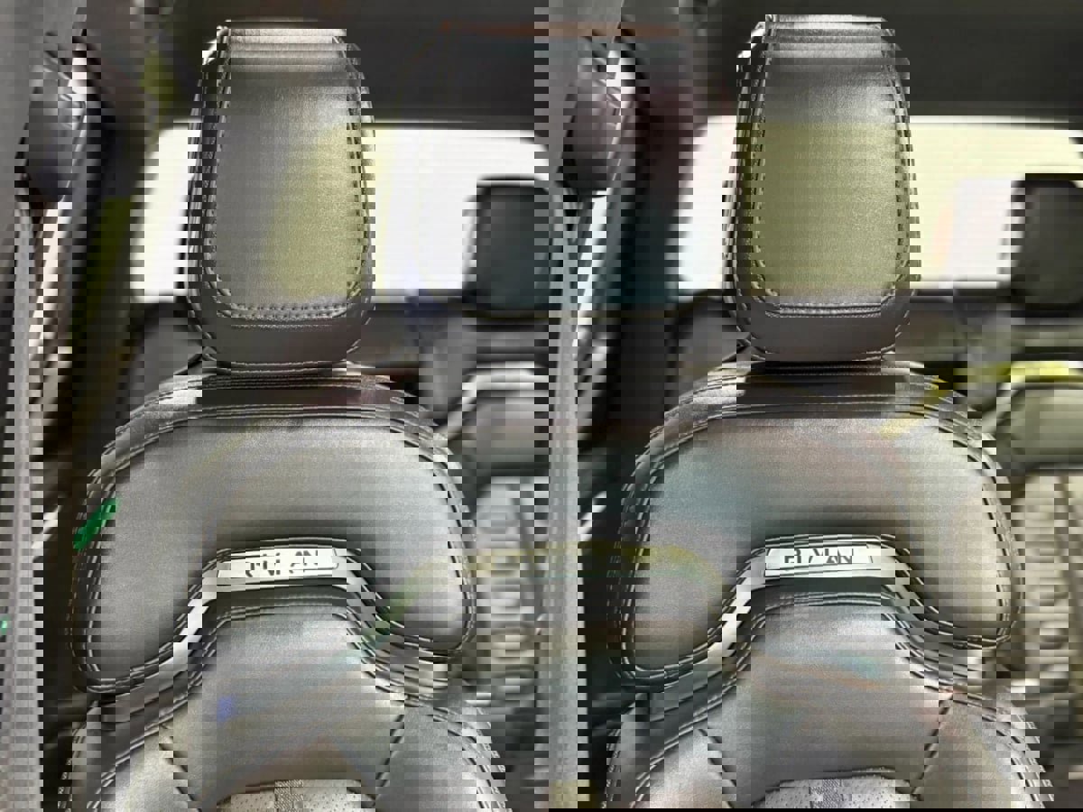 Used 2022 Rivian R1T Adventure image 27