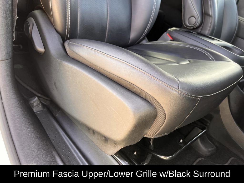 Used 2024 Chrysler Pacifica Select image 31