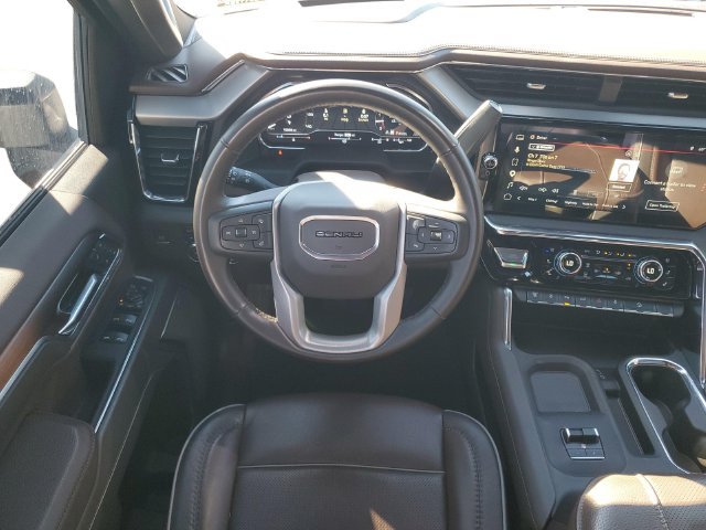 Used 2025 GMC Sierra 2500 Denali w/ Denali Reserve Package AWD/4WD image 32