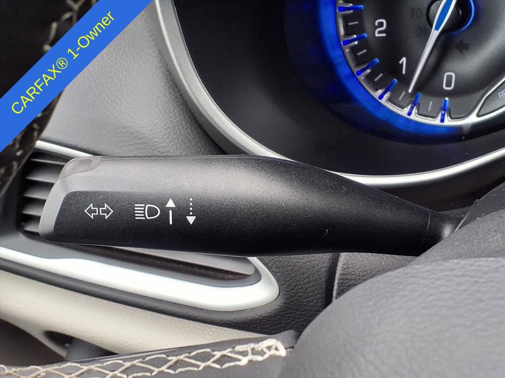 Used 2024 Chrysler Pacifica Touring-L FWD image 21