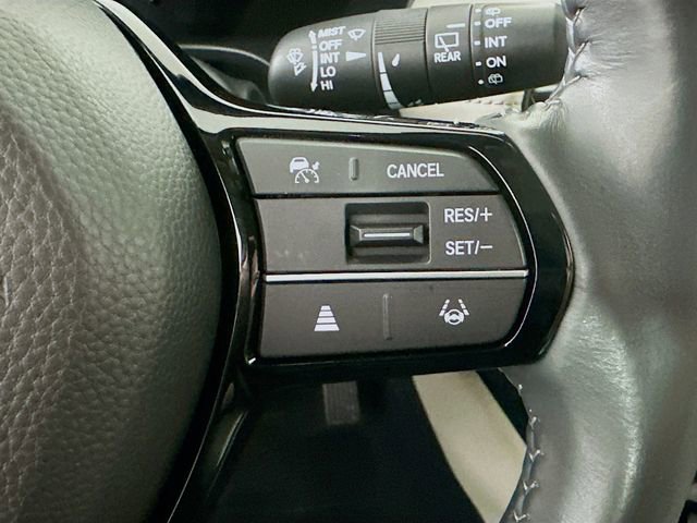 Used 2024 Honda HR-V EX-L image 11