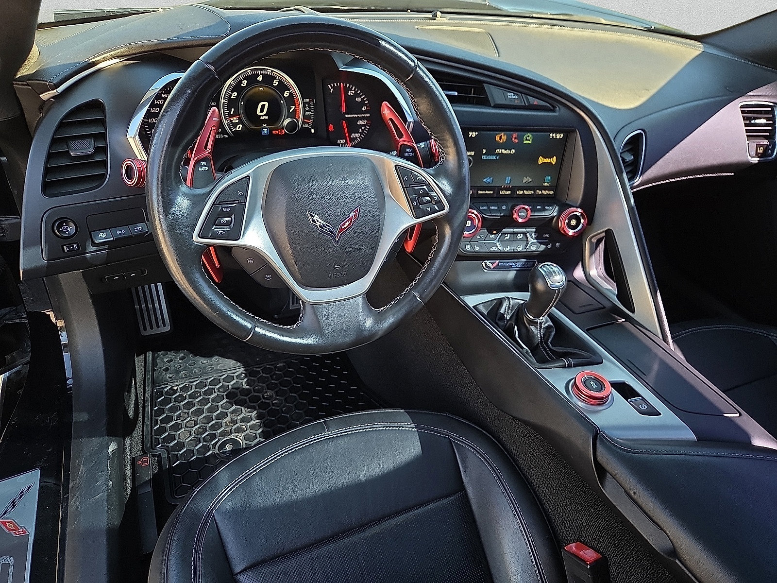 Used 2015 Chevrolet Corvette Stingray Coupe RWD image 10