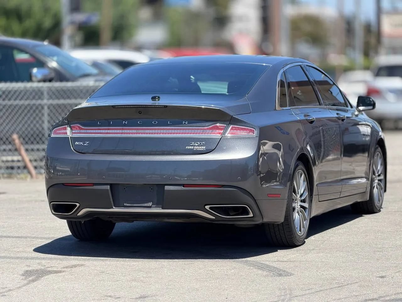 Used 2017 Lincoln MKZ Premiere FWD image 14