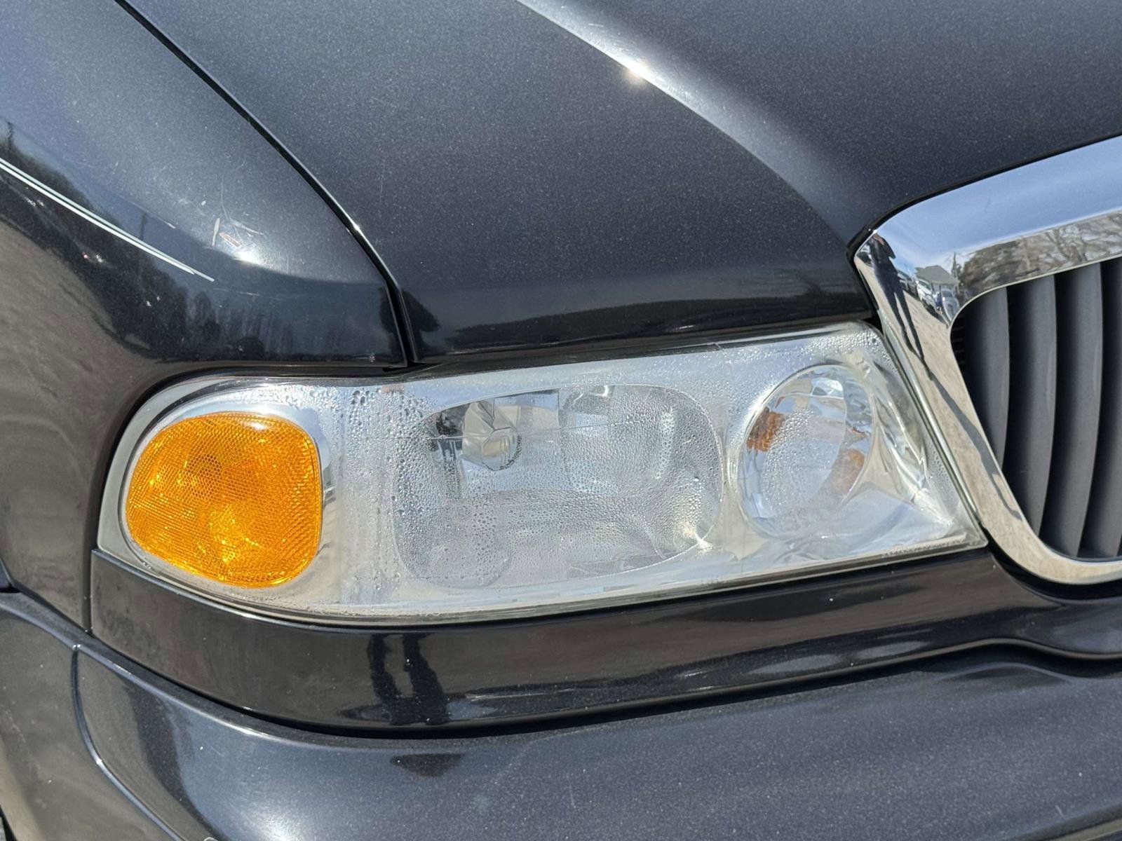 Used 2002 Lincoln Blackwood image 7