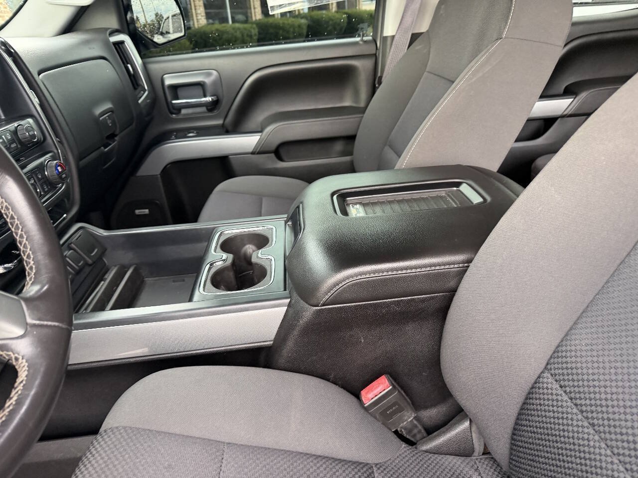 Used 2017 Chevrolet Silverado 1500 LT w/ All Star Edition AWD/4WD image 23