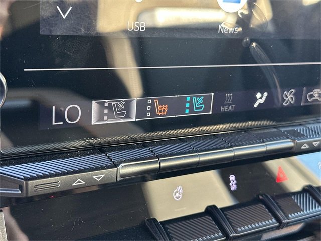 New 2026 GMC Hummer EV SUV image 17