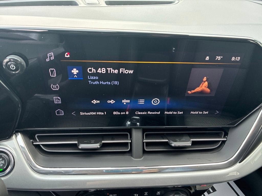 New 2026 Chevrolet Trax LT w/ LT Convenience Package FWD image 5