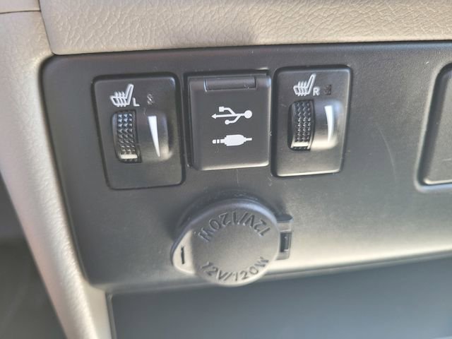 Used 2020 Toyota Sienna XLE image 25