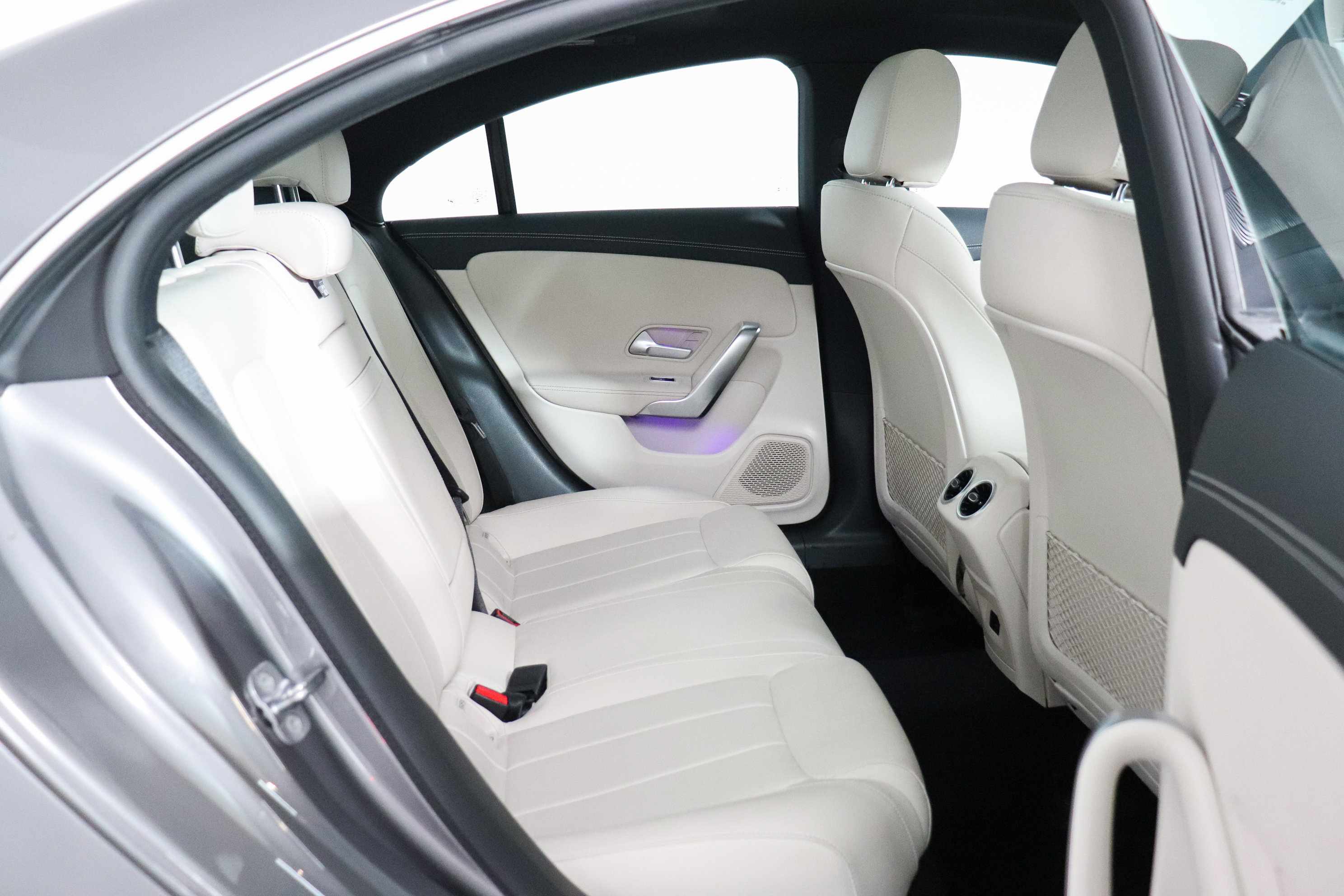 Used 2023 Mercedes-Benz CLA 250 4MATIC image 17