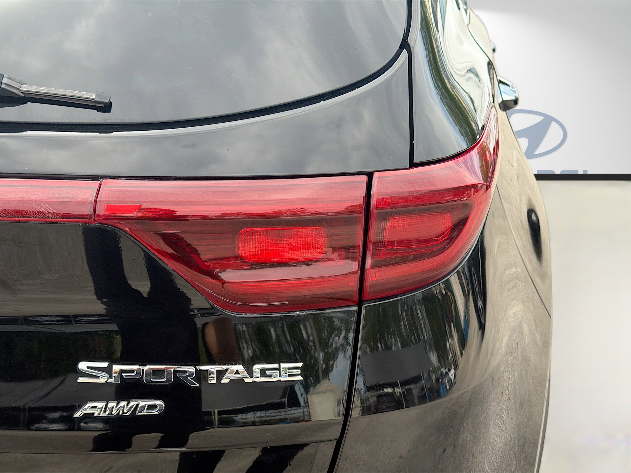 Used 2020 Kia Sportage EX AWD/4WD image 26