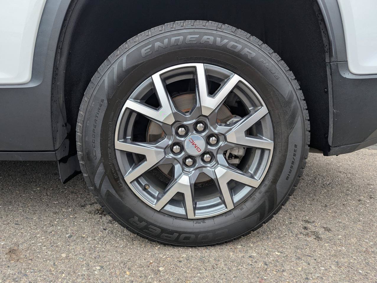 Used 2023 GMC Acadia SLT AWD/4WD image 24