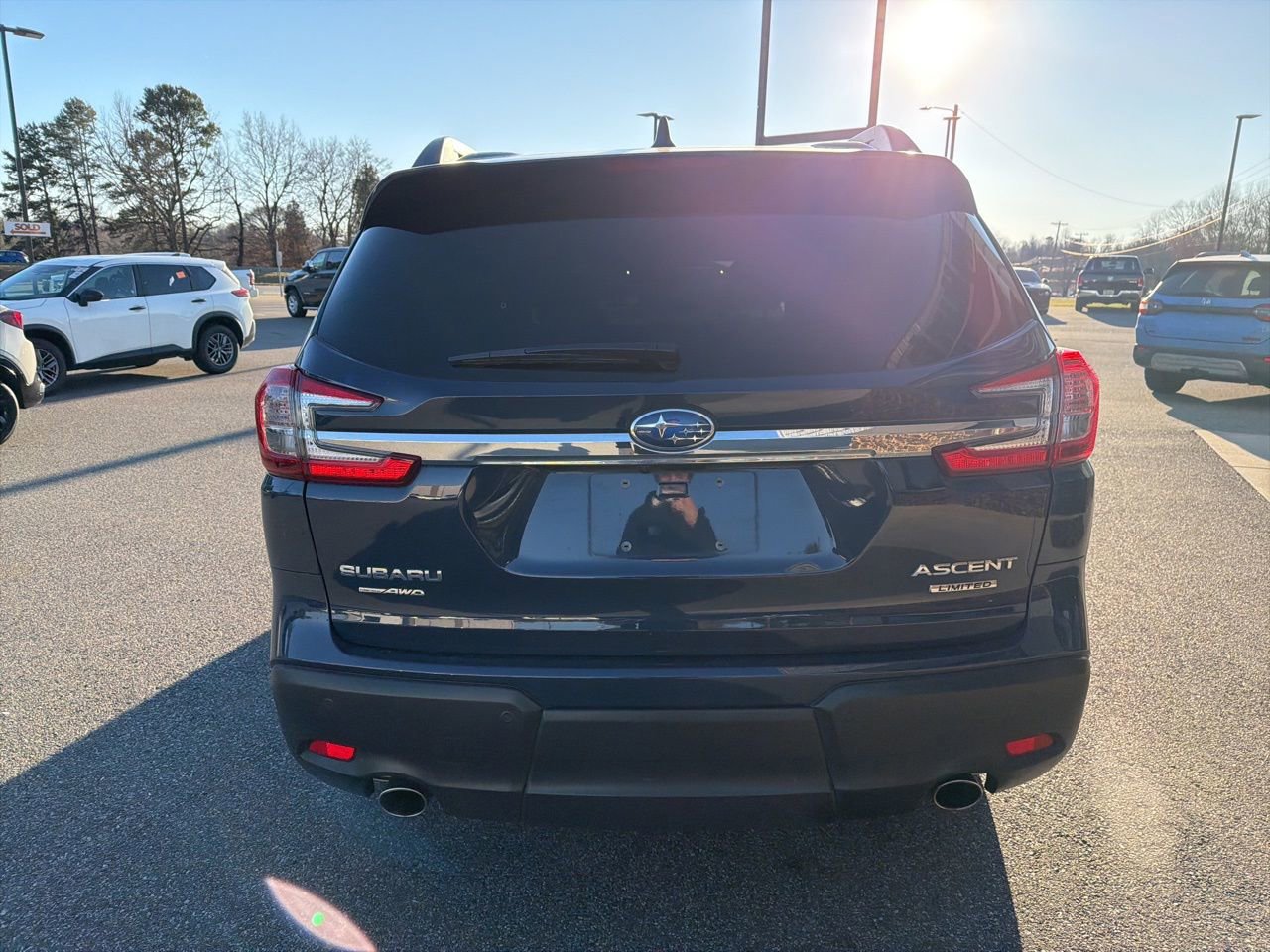 Used 2023 Subaru Ascent Limited w/ Technology Package image 7