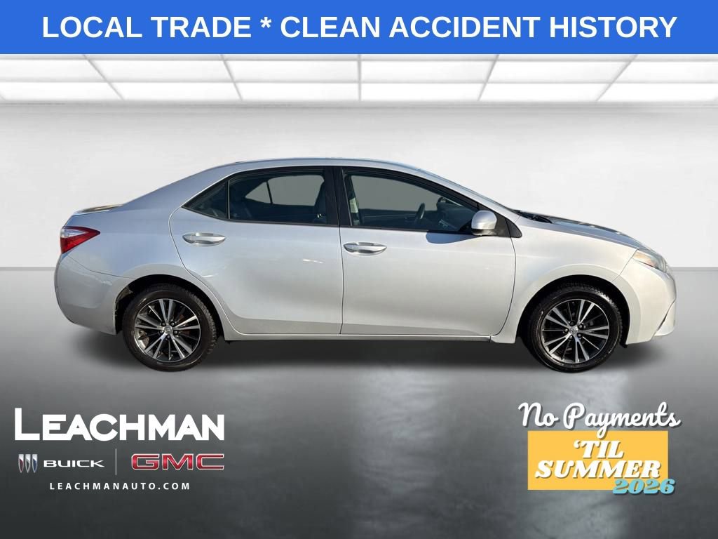 Used 2016 Toyota Corolla LE Premium image 2