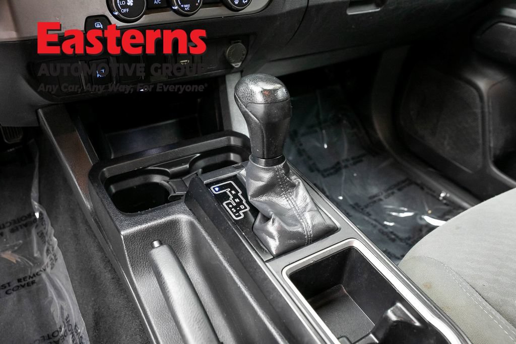 Used 2020 Toyota Tacoma SR RWD image 12