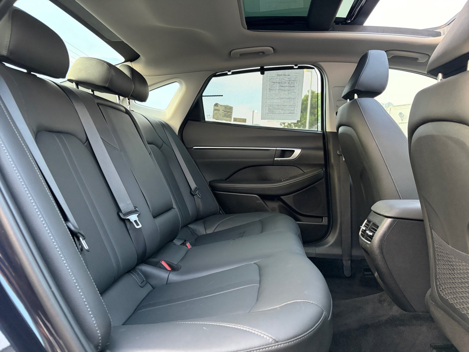 Used 2025 Hyundai Sonata Limited FWD image 32