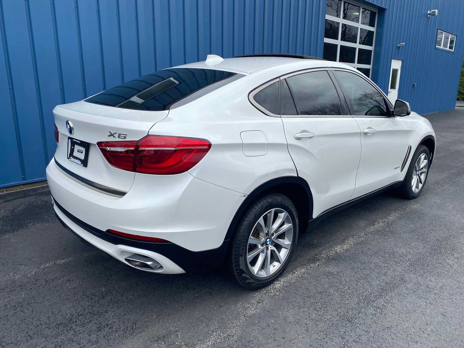 Used 2018 BMW X6 xDrive35i AWD/4WD image 4