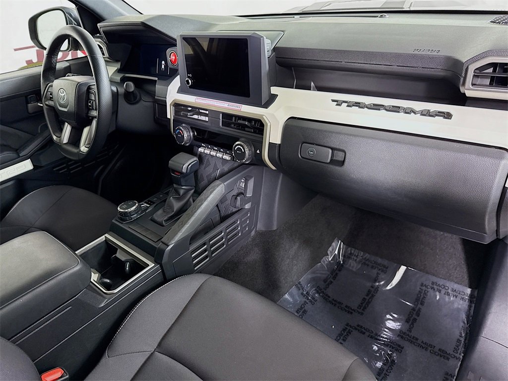 Used 2024 Toyota Tacoma TRD Sport image 31