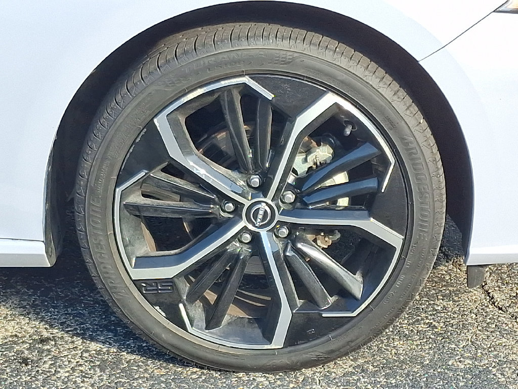 Certified 2024 Nissan Altima 2.5 SR FWD image 9