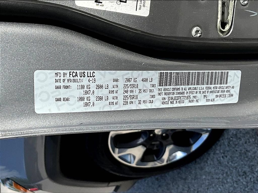 Used 2019 Jeep Compass Limited AWD/4WD image 21