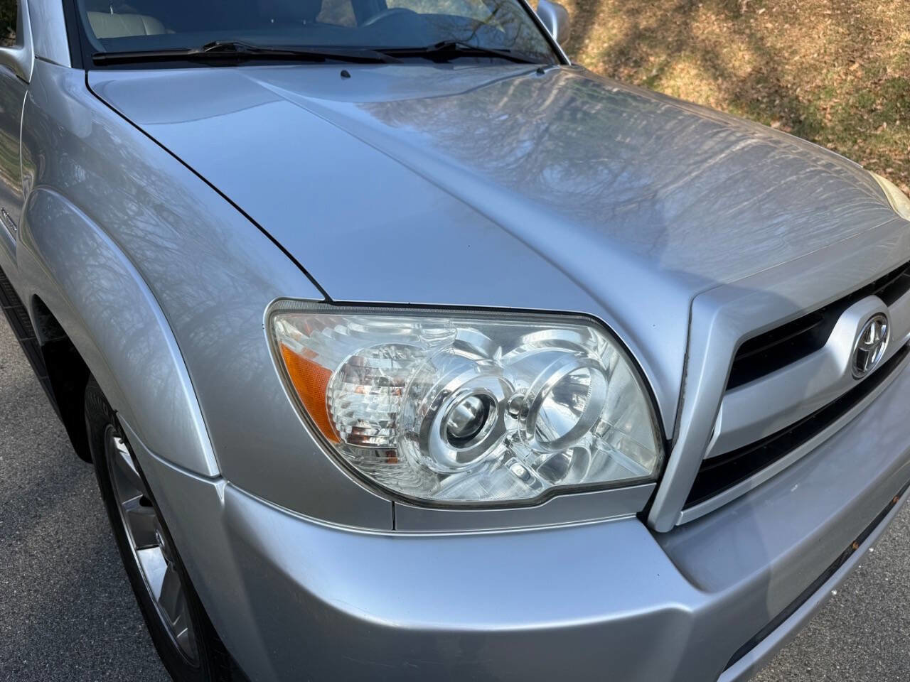 Used 2008 Toyota 4Runner Limited image 27