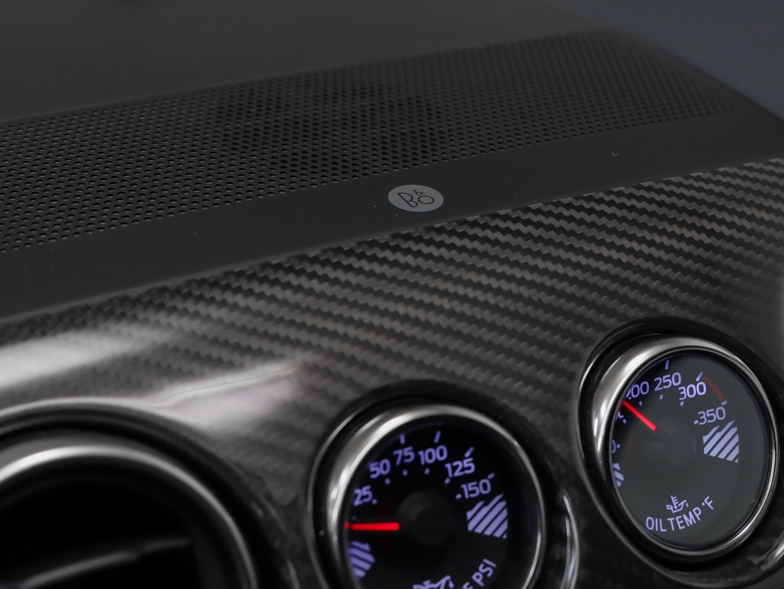 Used 2020 Ford Mustang Shelby GT500 w/ Carbon Fiber Track Pack image 62