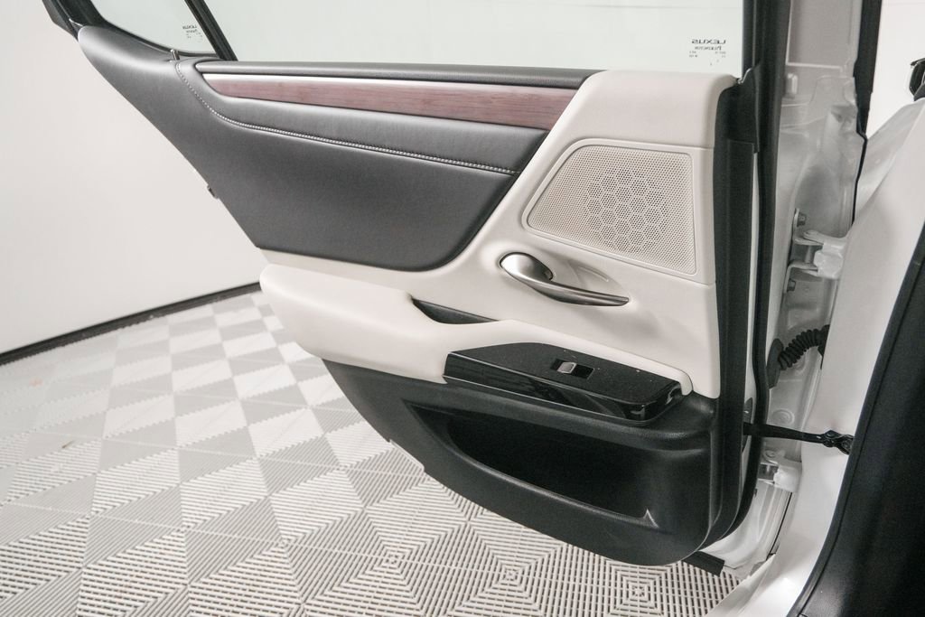 Certified 2023 Lexus ES 300h w/ Premium Package FWD image 14
