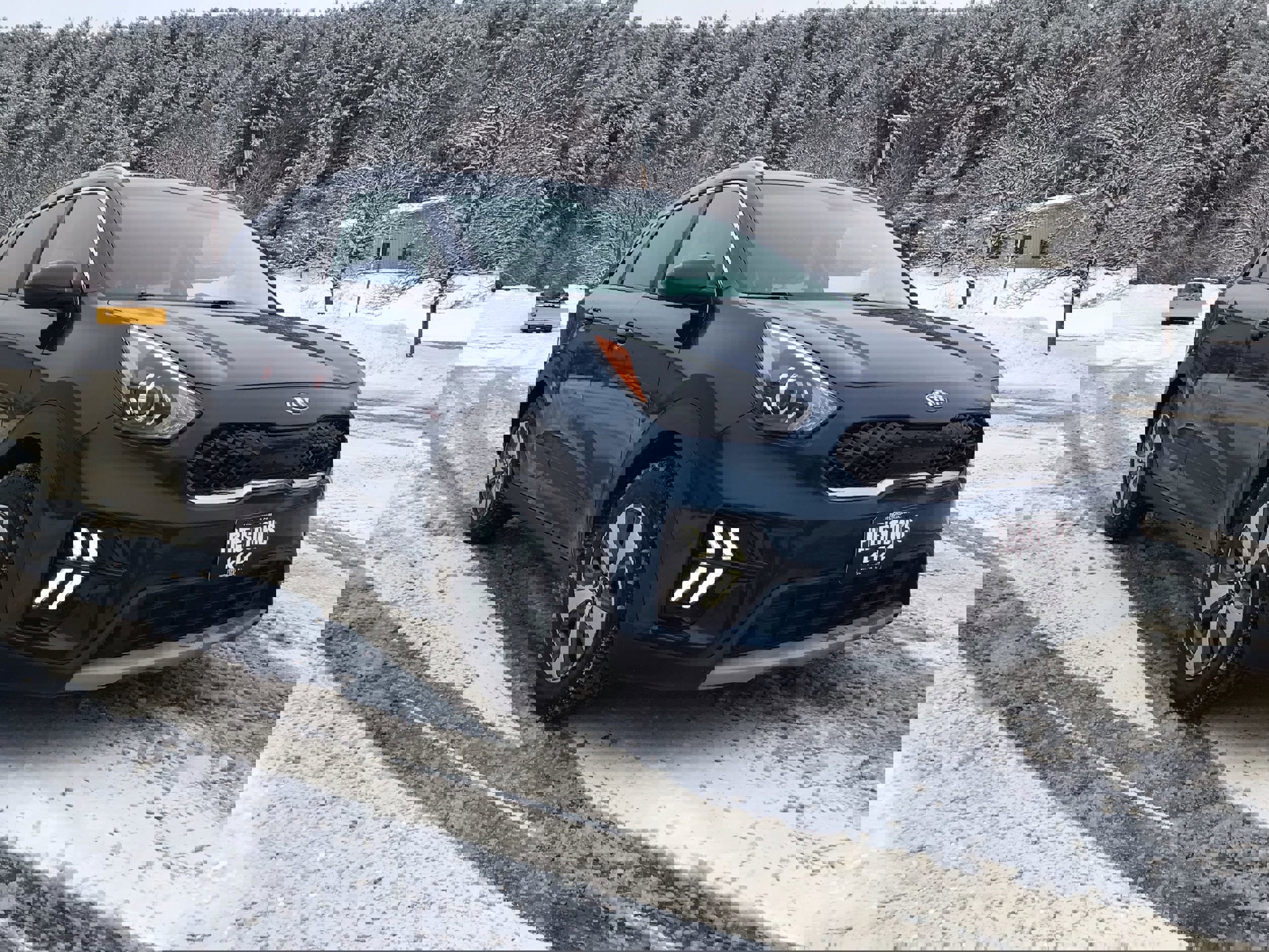 Used 2020 Kia Niro LX image 1