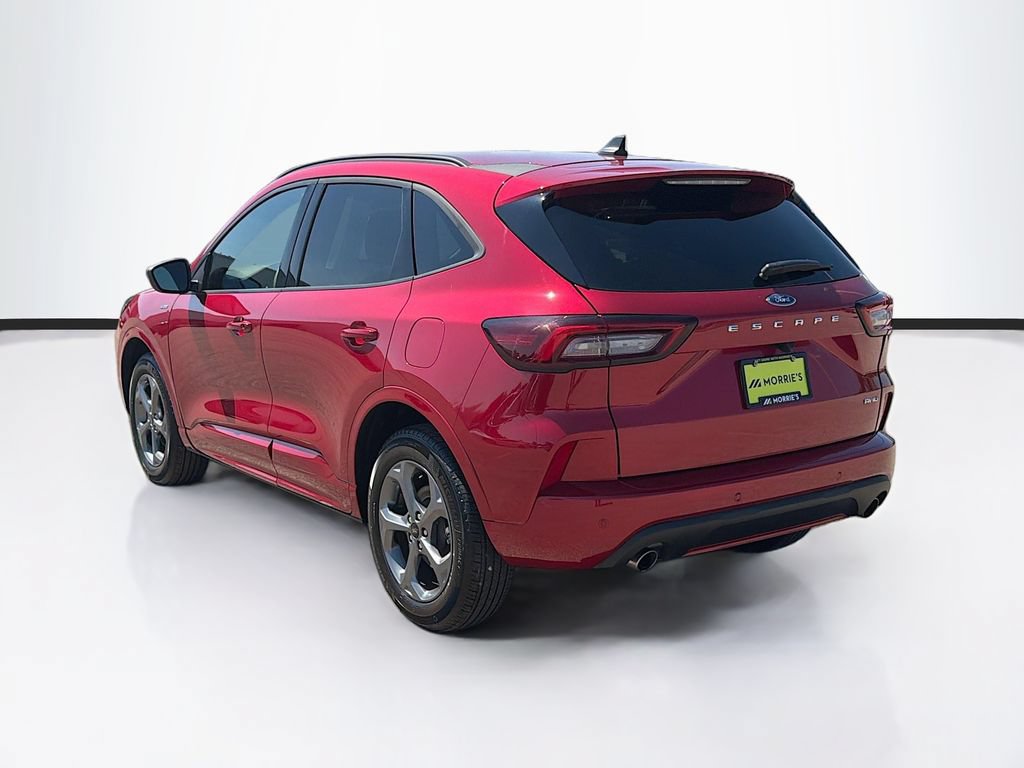 Used 2024 Ford Escape ST-Line w/ Tech Pack #1 AWD/4WD image 7