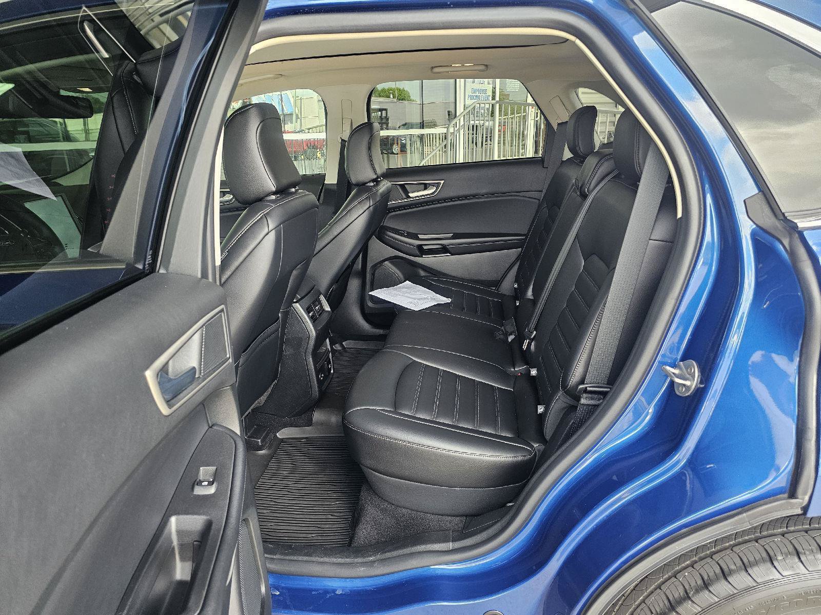 Used 2022 Ford Edge SEL w/ Convenience Package AWD/4WD image 17